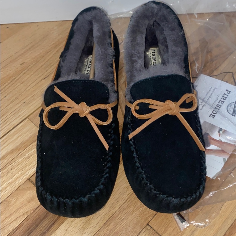 NEW Men's Fireside by Dearfoams Genuine Shearling Moccasin Slipper Sz 12